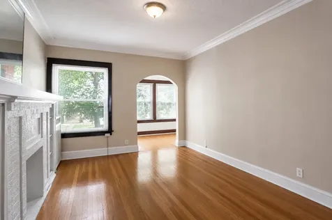 1528 East 74th Place Chicago IL 60619