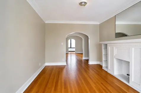 1528 East 74th Place Chicago IL 60619