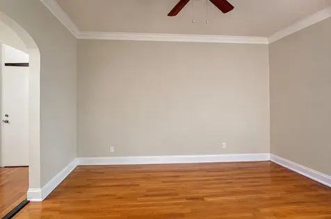 1528 East 74th Place Chicago IL 60619