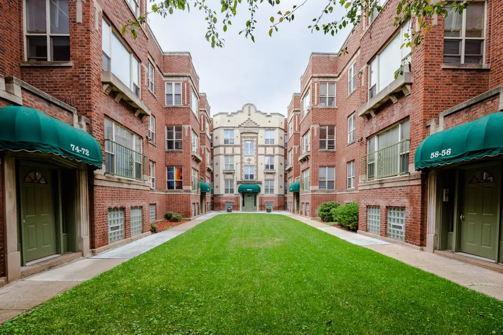 5152 South King Drive Chicago IL 60615
