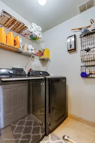 16 West Fern Court Palatine IL 60067