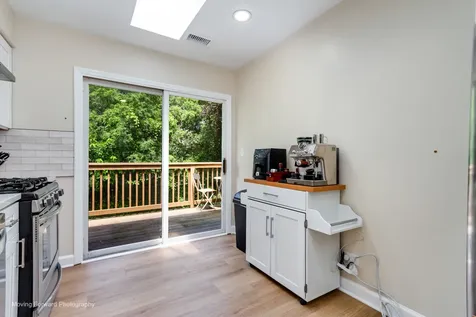 16 West Fern Court Palatine IL 60067
