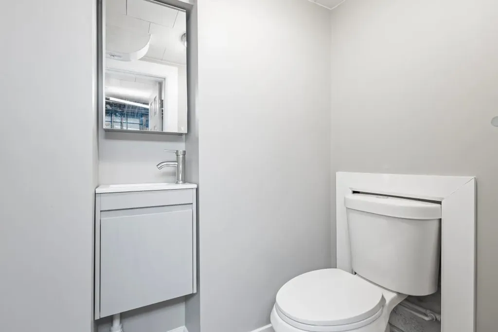 10231 South Rhodes Avenue Chicago IL 60628