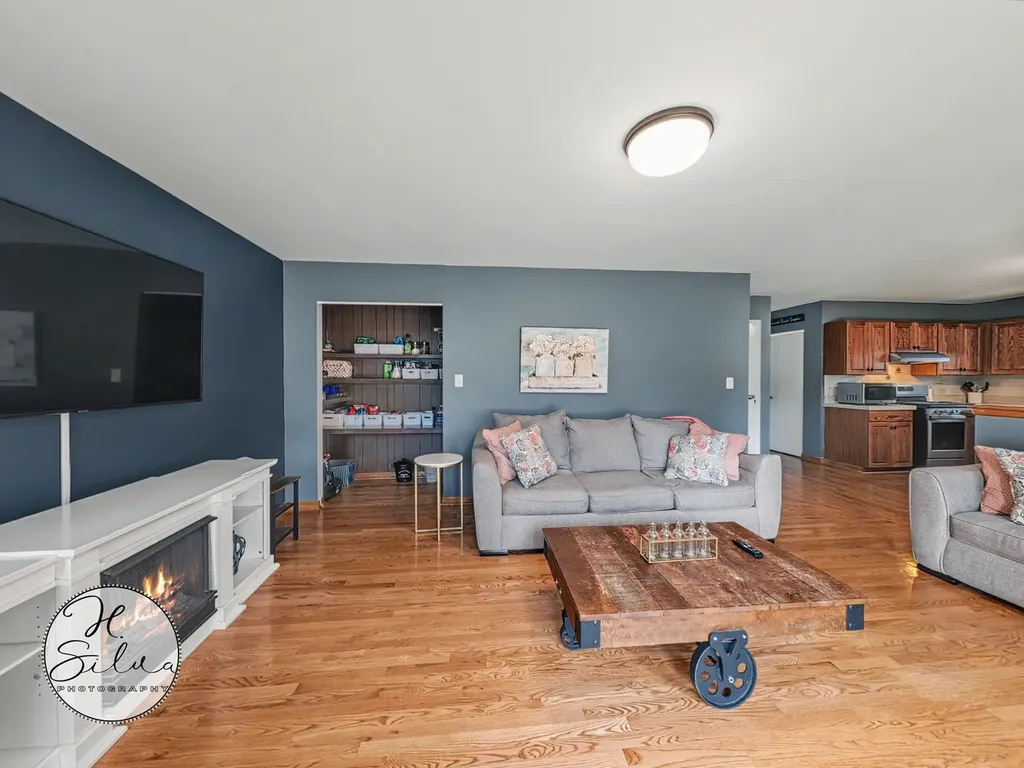 4402 Sycamore Lane Rolling Meadows IL 60008