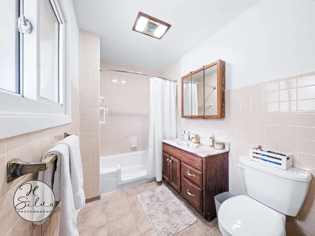 4402 Sycamore Lane Rolling Meadows IL 60008