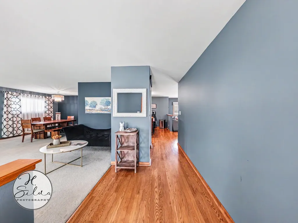 4402 Sycamore Lane Rolling Meadows IL 60008