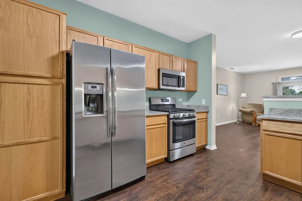 24011 Pear Tree Circle Plainfield IL 60585