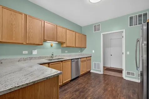 24011 Pear Tree Circle Plainfield IL 60585