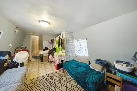 8914 South Exchange Avenue Chicago IL 60617