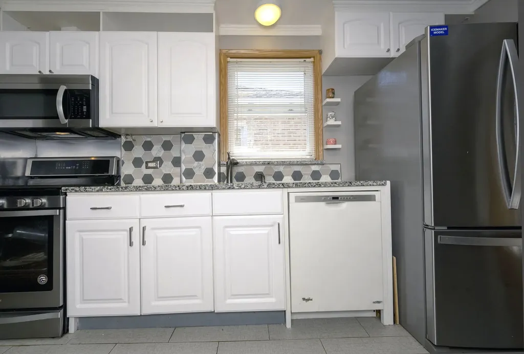 3936 North Oconto Avenue Chicago IL 60634