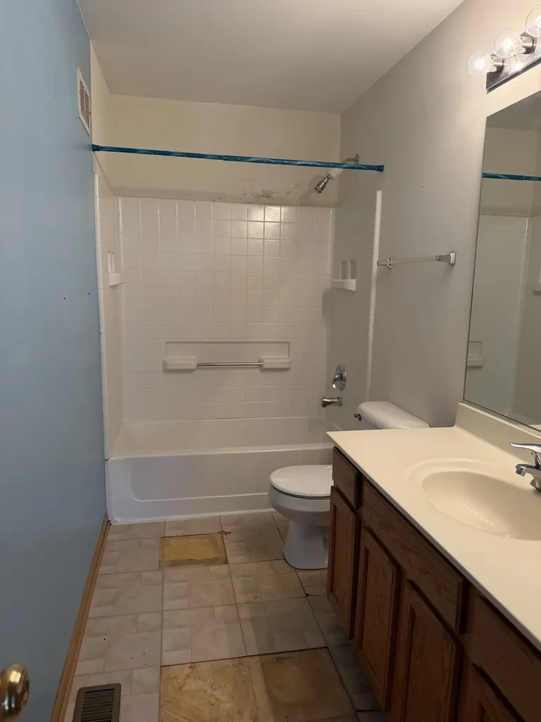 1110 Symphony Drive Aurora IL 60504