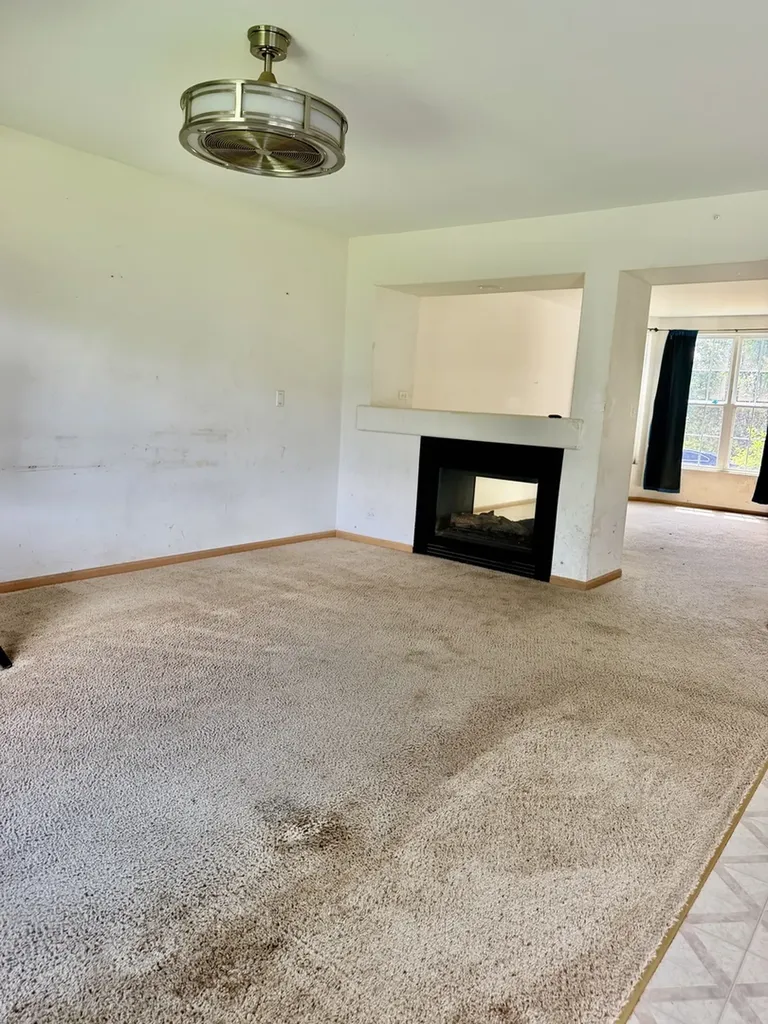 1110 Symphony Drive Aurora IL 60504