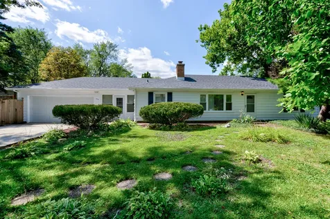 1514 North Washington Street Wheaton IL 60187