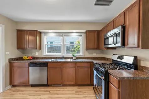 1514 North Washington Street Wheaton IL 60187