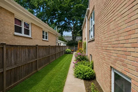 926 Harrison Street Park Ridge IL 60068