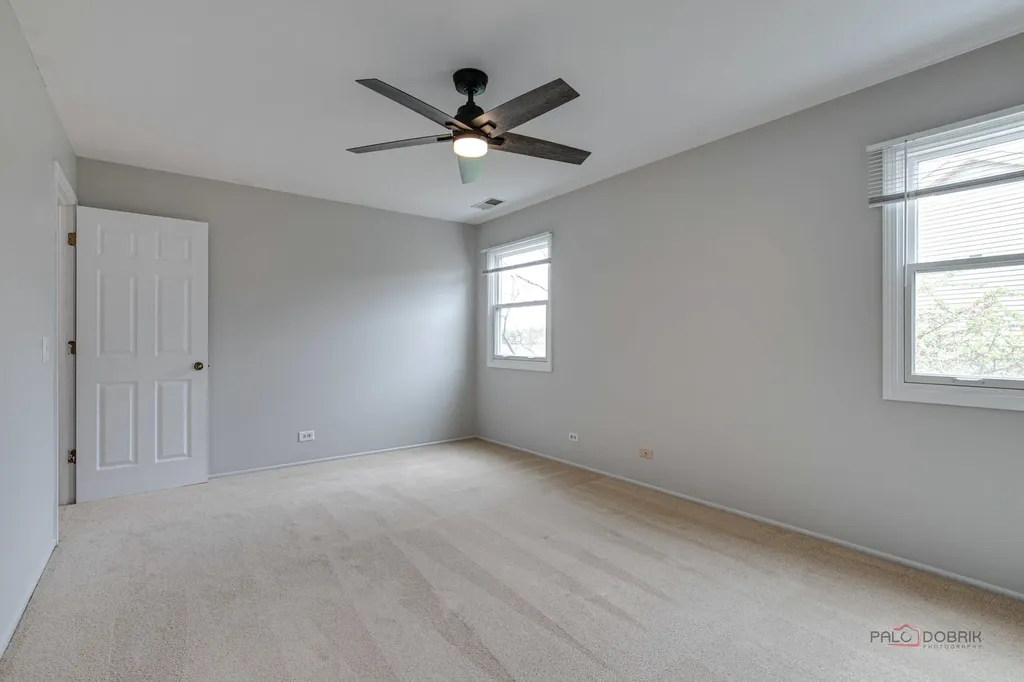 311 Glasgow Lane Schaumburg IL 60194