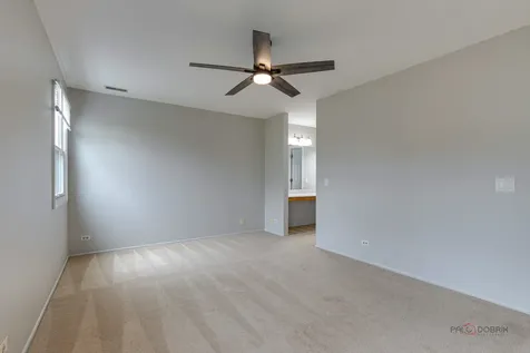 311 Glasgow Lane Schaumburg IL 60194