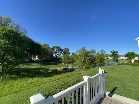 3708 Provenance Way Northbrook IL 60062