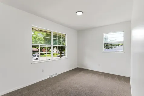 2151 Baker Street Aurora IL 60506