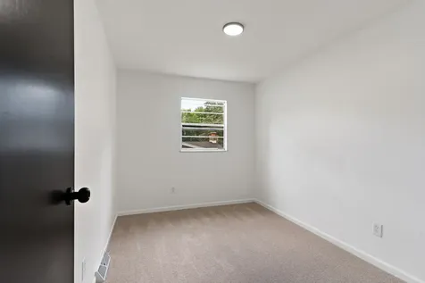 2151 Baker Street Aurora IL 60506