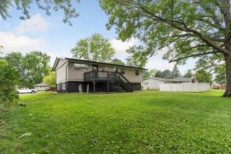 2151 Baker Street Aurora IL 60506