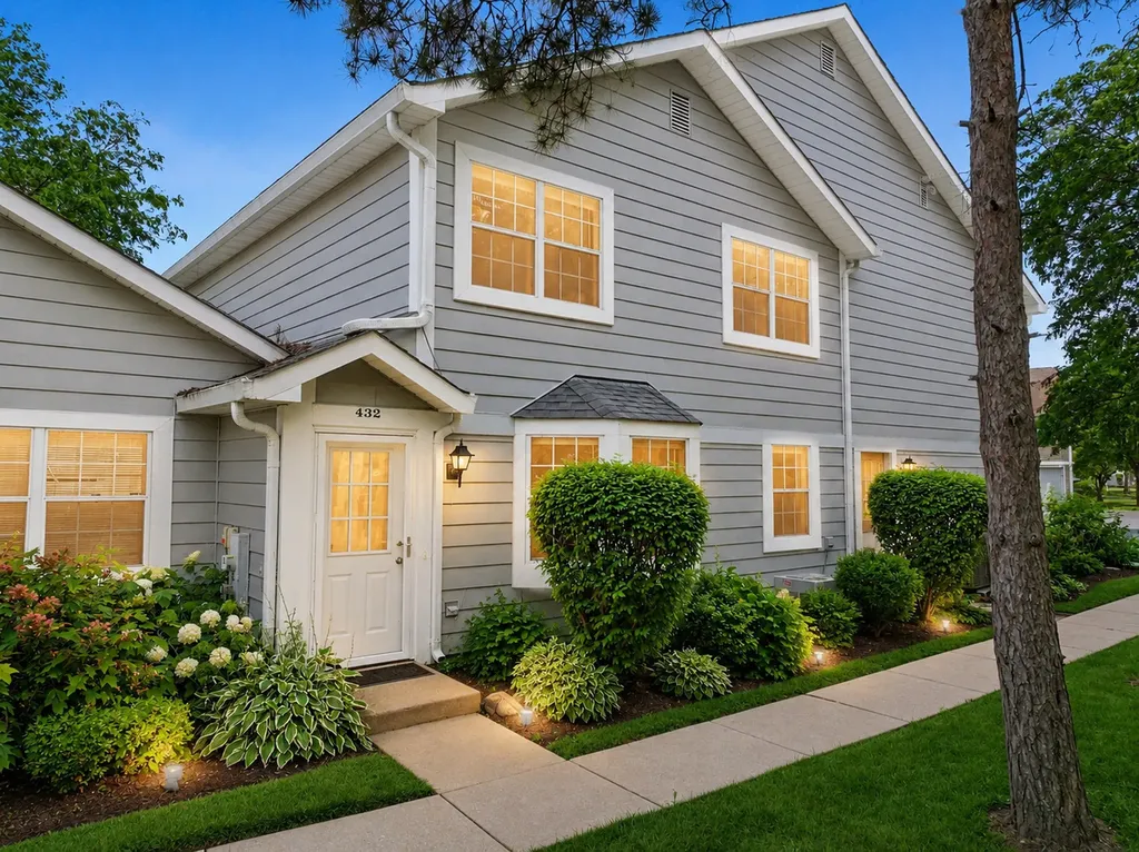 432 North Lake Shore Drive Palatine IL 60067