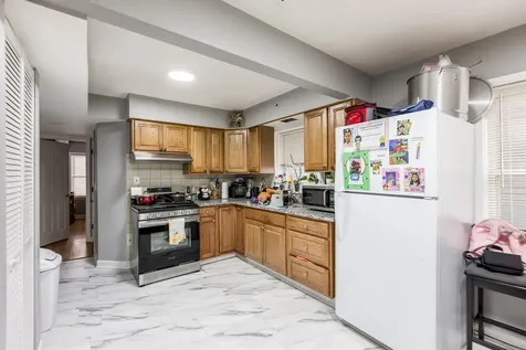 5038 North Harding Avenue Chicago IL 60625