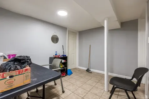 5038 North Harding Avenue Chicago IL 60625