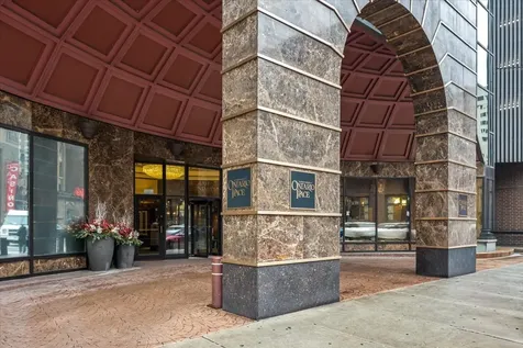 10 East Ontario Street Chicago IL 60611