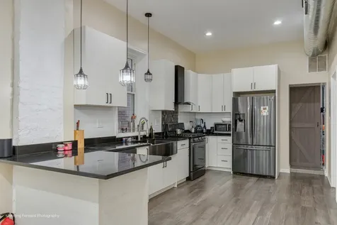 522 North Armour Street Chicago IL 60642
