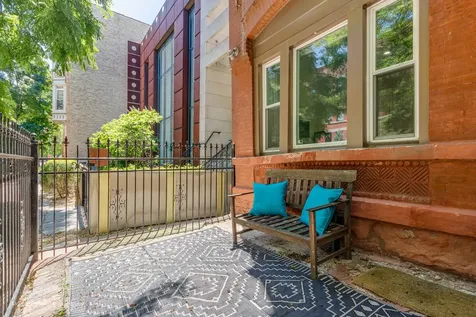 522 North Armour Street Chicago IL 60642