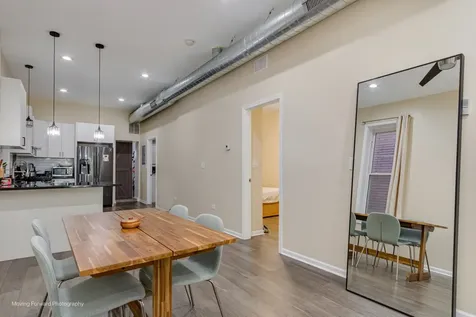 522 North Armour Street Chicago IL 60642