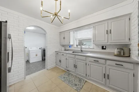 7920 West 91st Street Hickory Hills IL 60457
