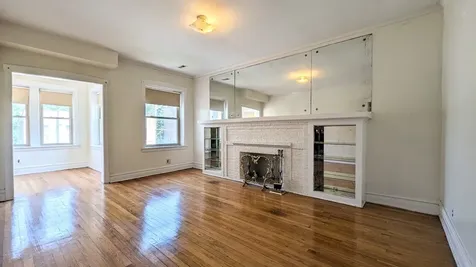 3819 West Fillmore Street Chicago IL 60624