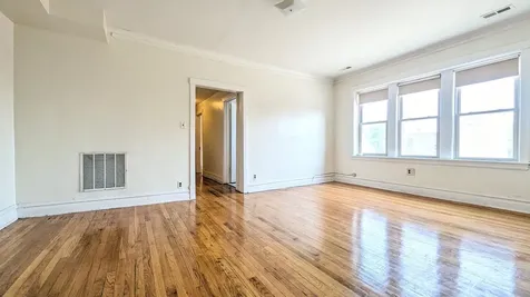 3819 West Fillmore Street Chicago IL 60624