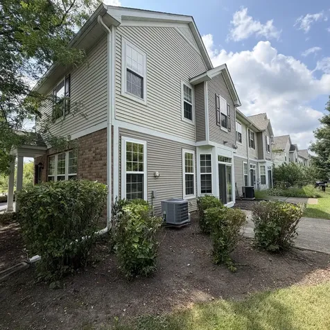 2620 Williamsburg Drive Algonquin IL 60102