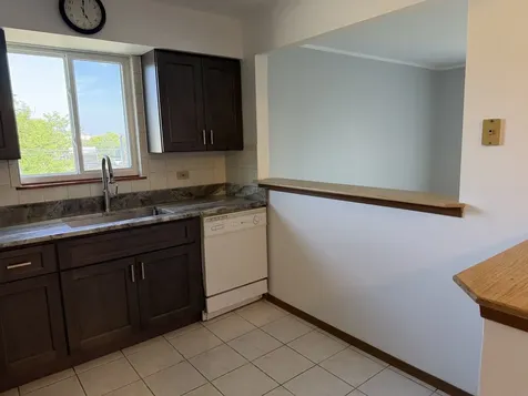 1326 East 159th St 1326 Street Lockport IL 60441