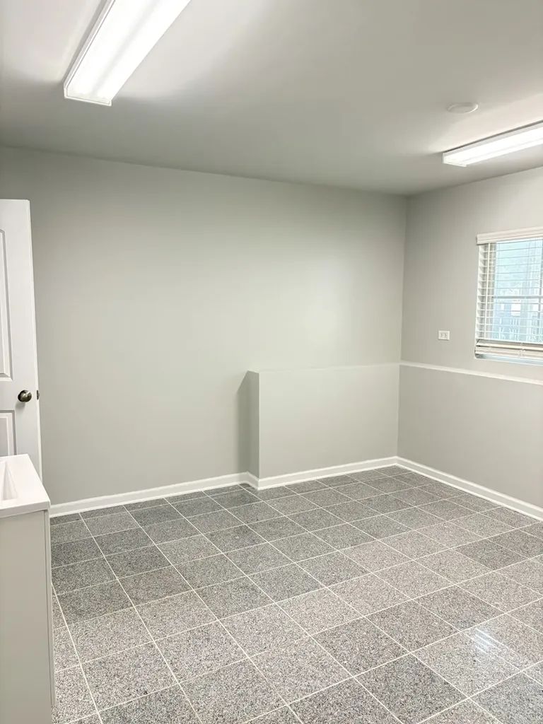 429 Grosvenor Lane Aurora IL 60504