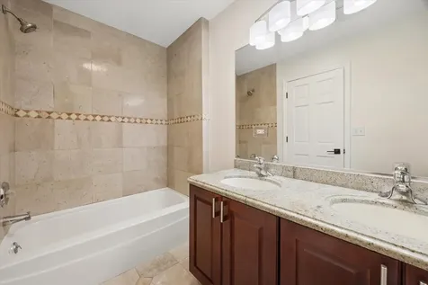 490 East Red Oak Street Bensenville IL 60106