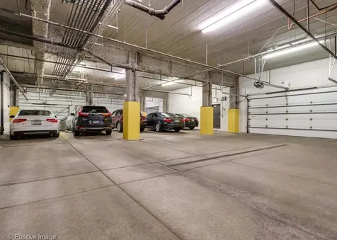2401 North Janssen Avenue Chicago IL 60614