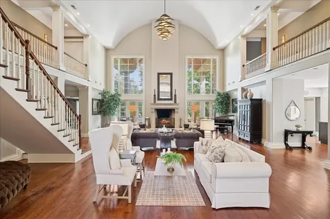 24 Bridlewood Road Northbrook IL 60062
