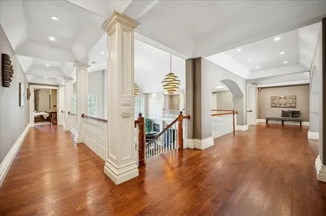 24 Bridlewood Road Northbrook IL 60062