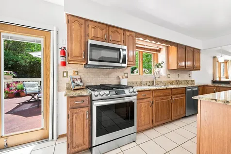 3028 Wedgewood Drive Dekalb IL 60115
