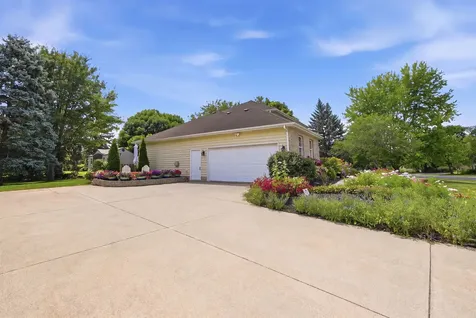 3028 Wedgewood Drive Dekalb IL 60115