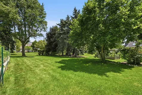 3028 Wedgewood Drive Dekalb IL 60115