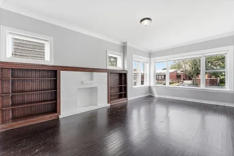 7037 South Washtenaw Avenue Chicago IL 60629