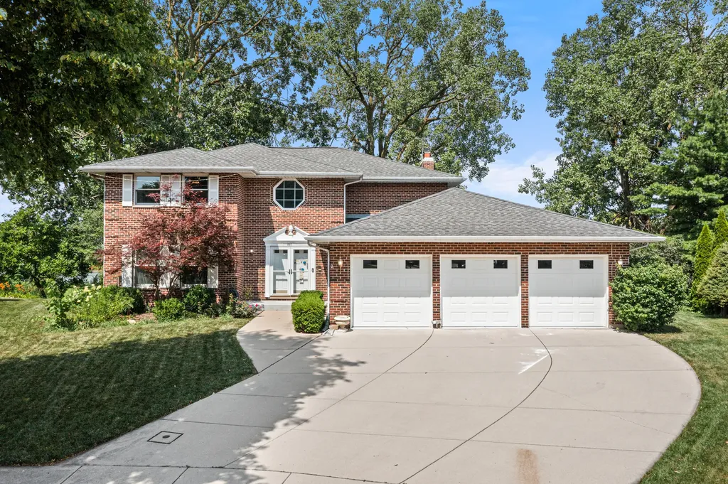 887 North Dovington Drive Hoffman Estates IL 60169