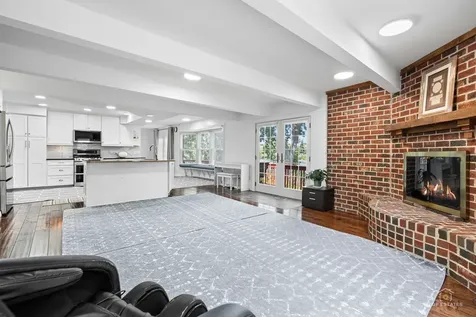 887 North Dovington Drive Hoffman Estates IL 60169