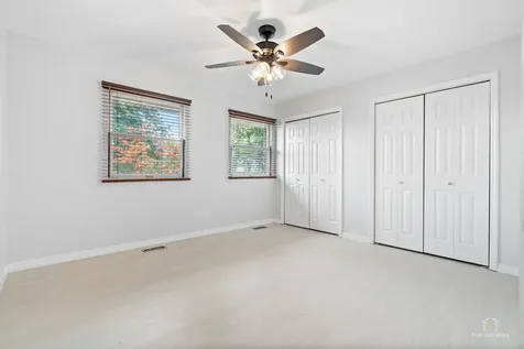 887 North Dovington Drive Hoffman Estates IL 60169