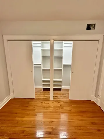 2310 West Farwell Avenue Chicago IL 60645